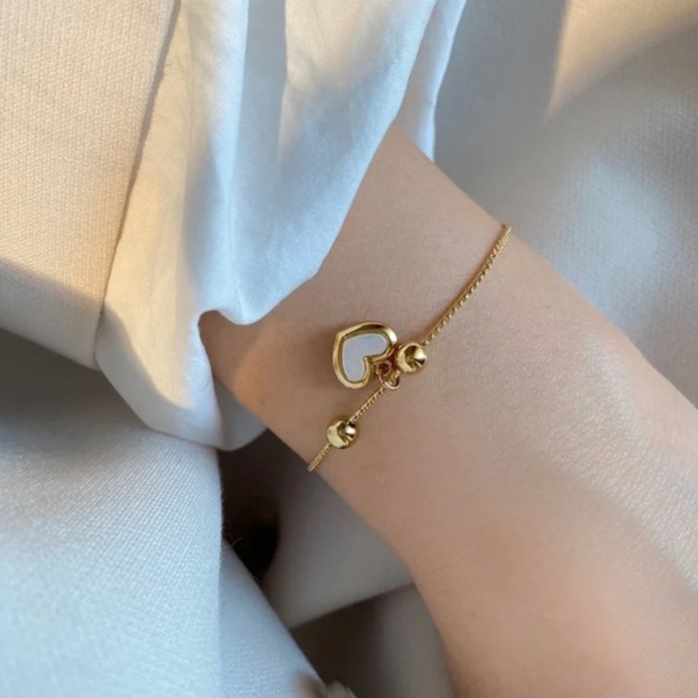 NEW 18k Gold Plated Heart Bracelet - Picture 3 of 8